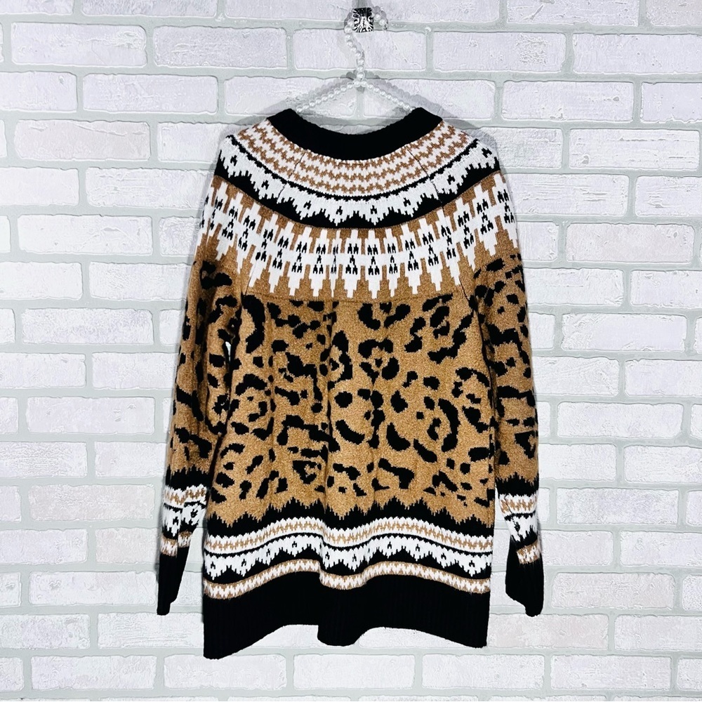 Torrid Vegan Cashmere Pullover Animal Print Crewneck Sweater Size 0 - Picture 8 of 12